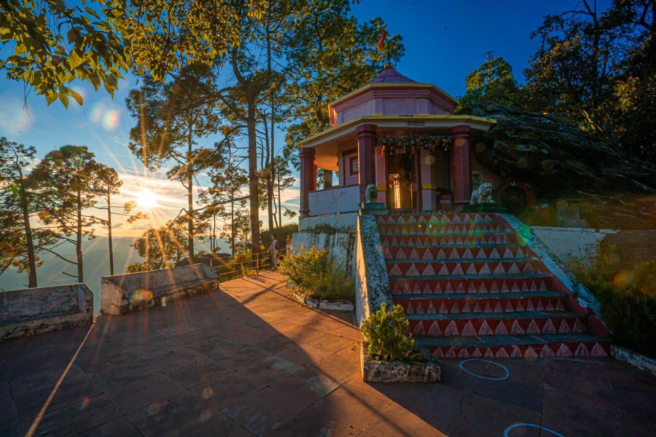 The Hosteller Kasar Devi Almora Exterior photo