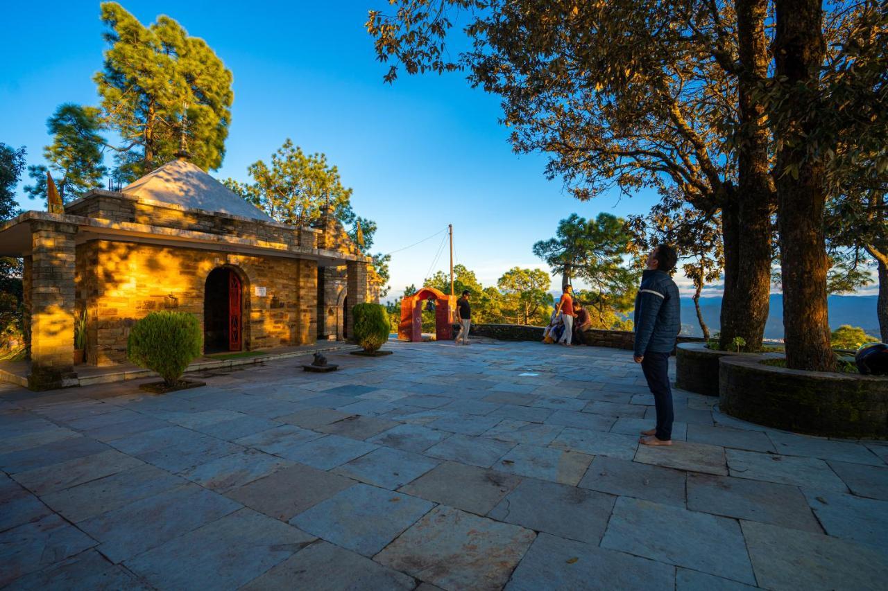 The Hosteller Kasar Devi Almora Exterior photo